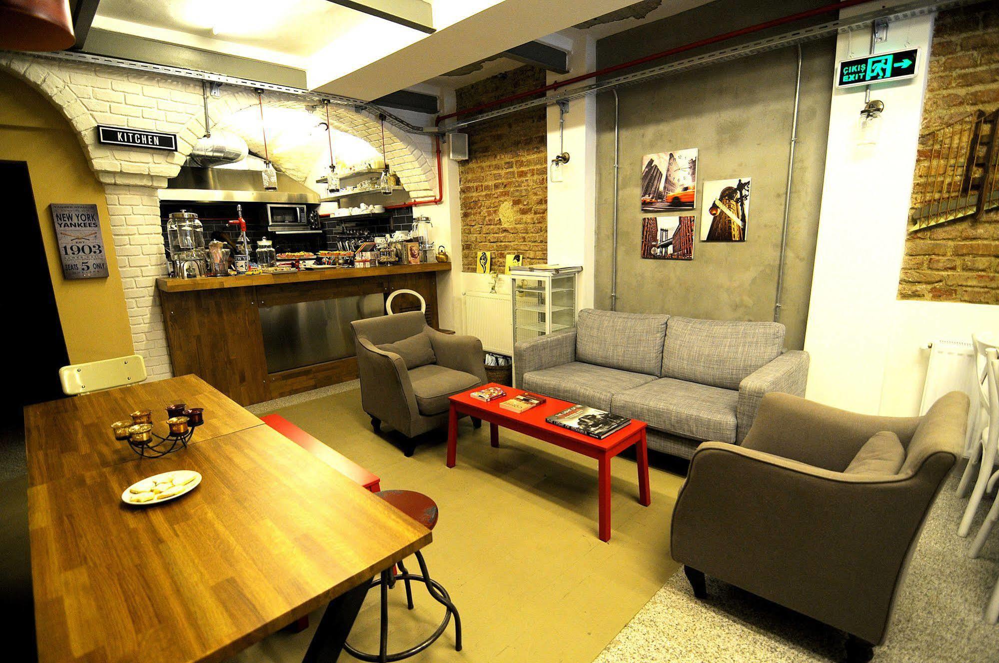 Taksim Safe House Hotel Istanbul Bagian luar foto