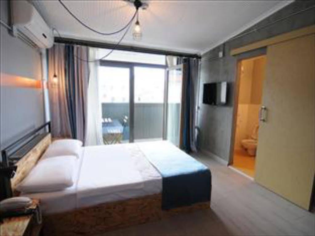 Taksim Safe House Hotel Istanbul Bagian luar foto